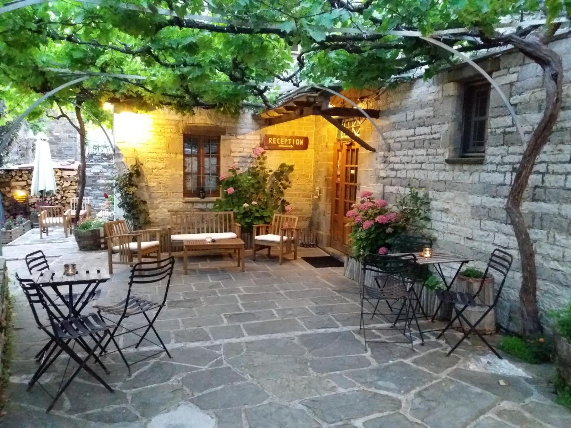Hotel Lichovo Papigko Habitación foto